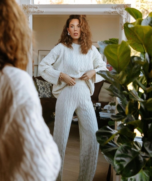 H&M NWT CABLE LOUNGE KNIT SET TOP SWEATER & PANTS BLOGGER'S FAV NEW - Picture 3 of 16